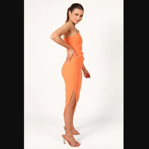 Petal & Pup Nadene Orange One Shoulder Midi Dress 6 - Picture 3 of 10